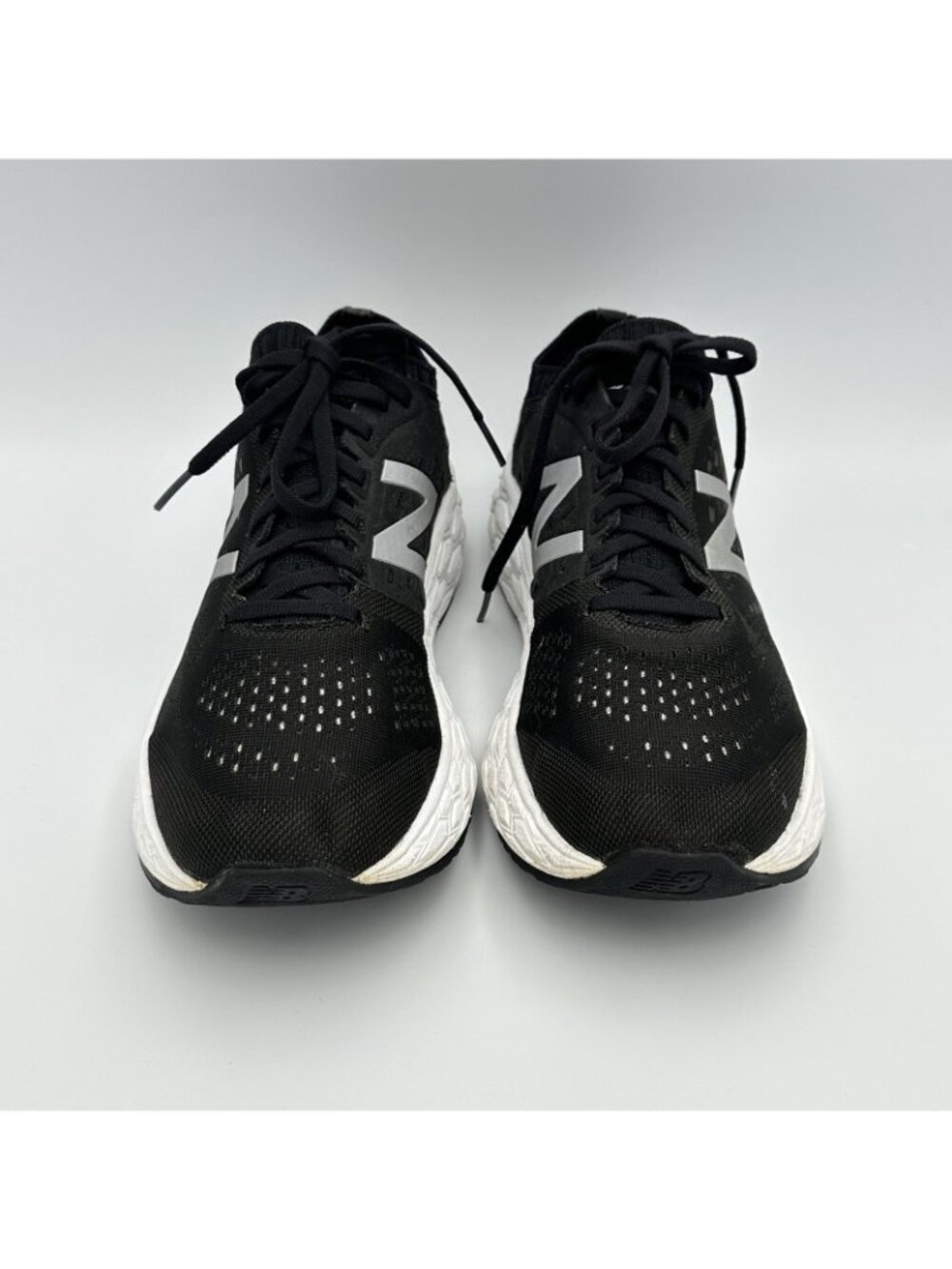 New Balance Fresh Foam Vongo v4 Running Shoes Women's Size 9 Black WVNGOBK4 - Picture 3 of 11